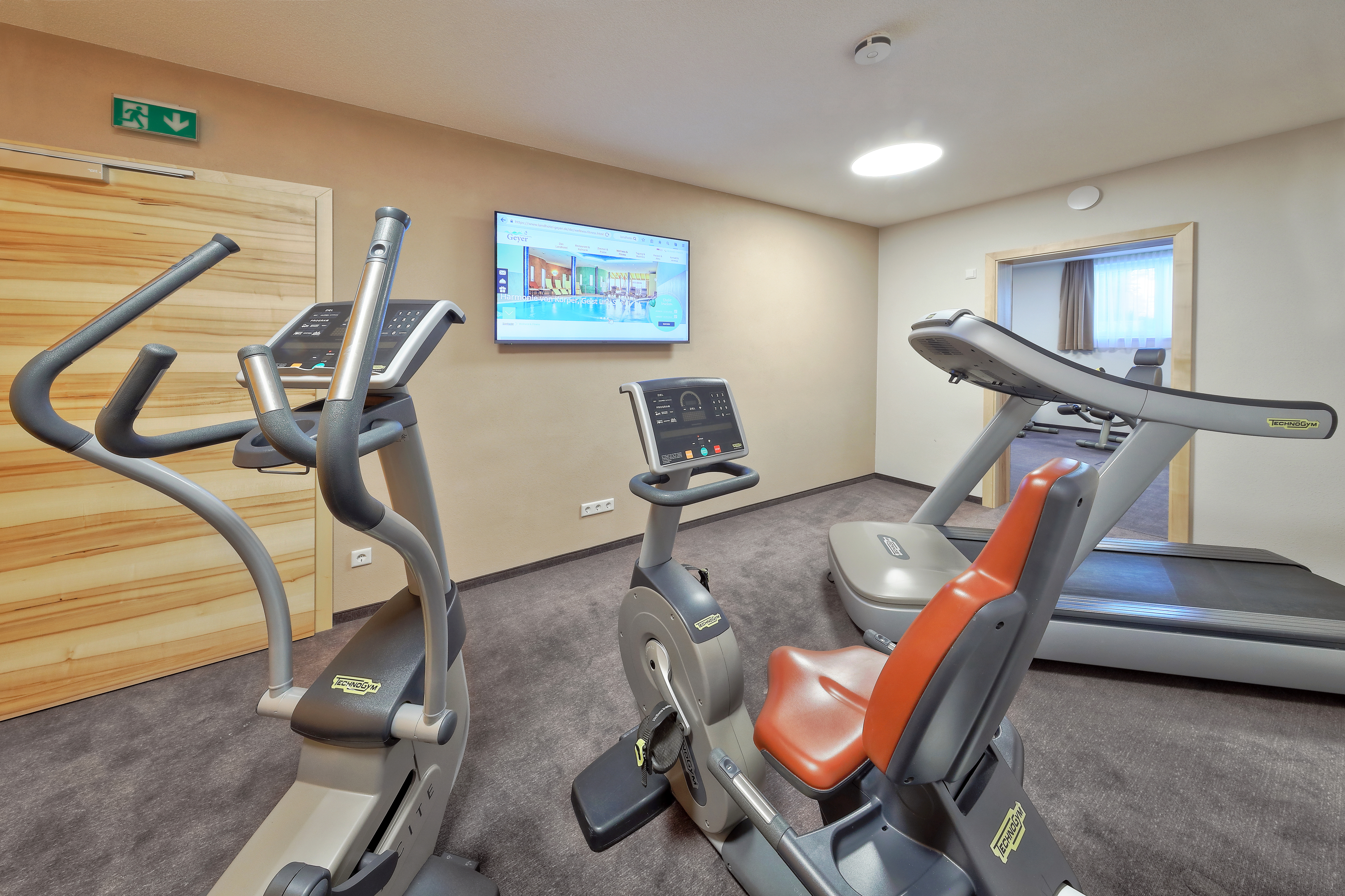 Wellnesshotel: Fitnessraum - Landhotel Geyer