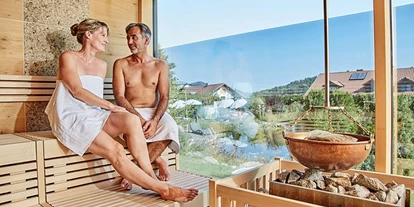 Wellnessurlaub - Klassifizierung: 4 Sterne - Bischofsmais - Panorama-Sauna - Wellness Hotel Zum Bräu