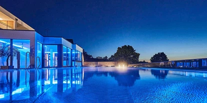 Wellnessurlaub - Klassifizierung: 4 Sterne - Bischofsmais - Pool - Wellness Hotel Zum Bräu