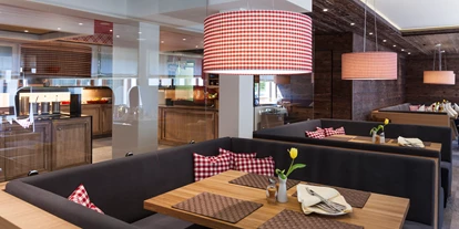 Wellnessurlaub - Bad Aibling - Buffetstube - Hotel St. Georg