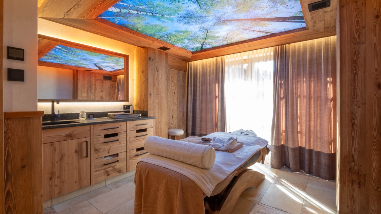 Natur- & Wellnesshotel Brunner Hof ****S Behandlungen im Detail Verwöhn Auszeit