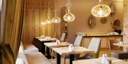 Wellnessurlaub - Pools: Sportbecken - Metten - Restaurant 2 - Hotel Ahornhof