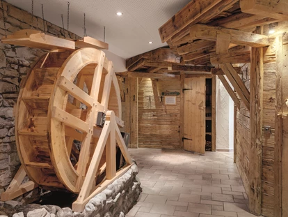 Wellnessurlaub - Fontanella - In der Alpen Wellnesswelt im Hotel Oberstdorf finden Sie vier verschiedene Saunen, die alle ein besonderes Erlebnis bieten - Hotel Oberstdorf