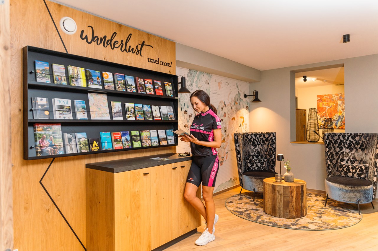 Wellnesshotel Sternwirt "Das Wellnesshotel zwischen Nürnberg und Amberg" Ausflugsziele Wandern / Höhlen / Klettern / Kanufahren / Städte 