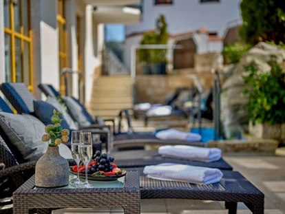 Wellnessurlaub - Schnaittach - Aussenterrasse im Terra SPA - Wellnesshotel Sternwirt "Das Wellnesshotel zwischen Nürnberg und Amberg"