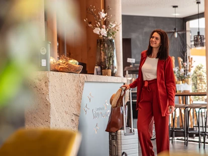 Wellnessurlaub - Schnaittach - Rezeption  - Wellnesshotel Sternwirt "Das Wellnesshotel zwischen Nürnberg und Amberg"