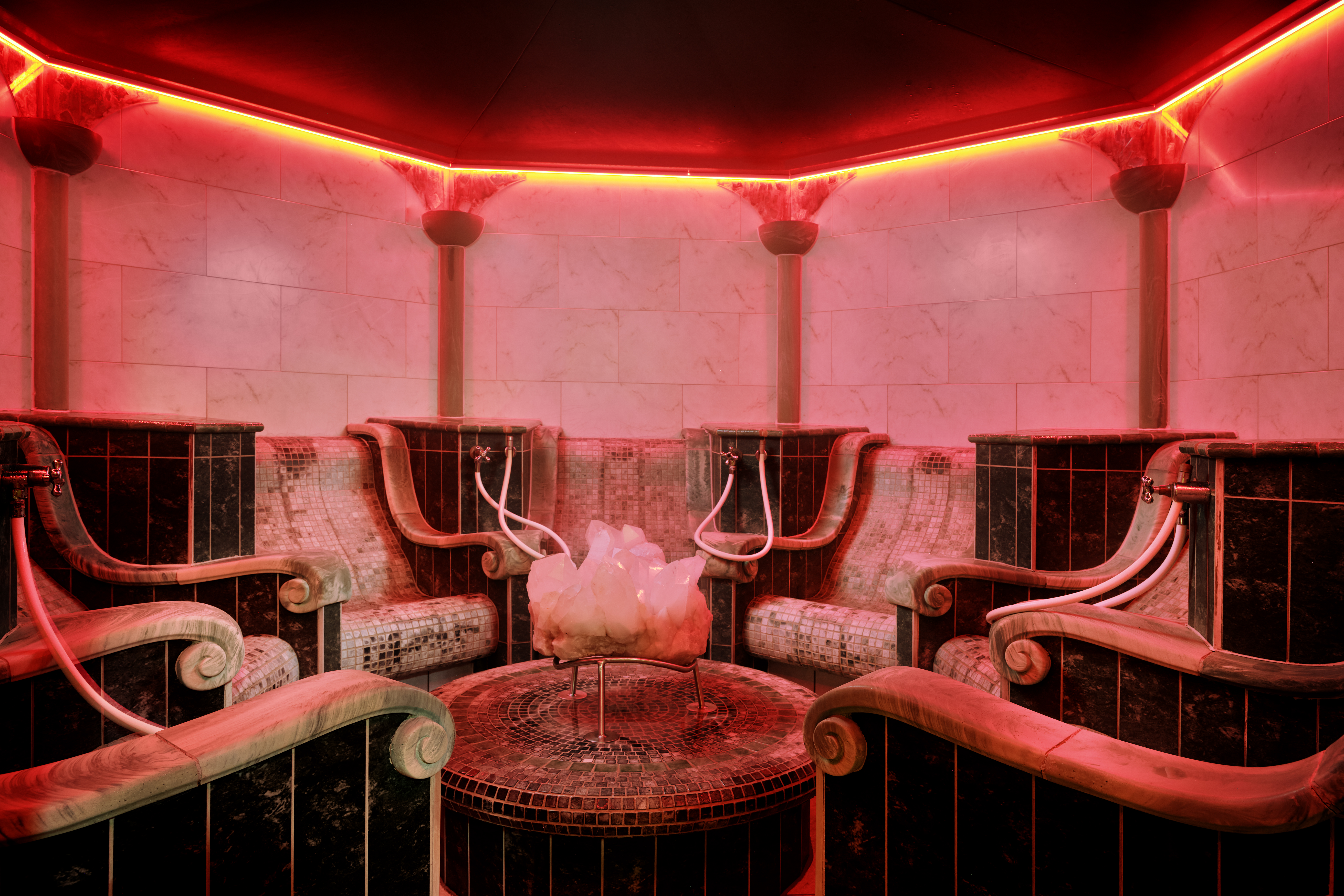 Ayurveda Resort Mandira Saunen und Bäder im Detail Mineralien-Dampfsauna