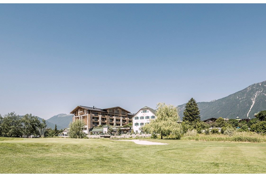 Wellnesshotel: Hotelansicht - Alpenresort Schwarz