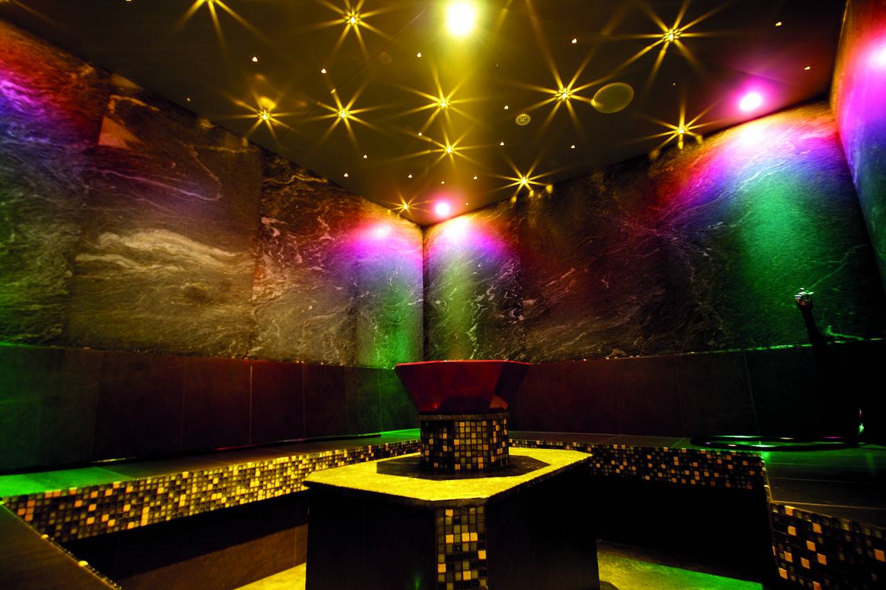 Alpin Family Resort Seetal****s Saunen und Bäder im Detail Kristall-Dampfsauna