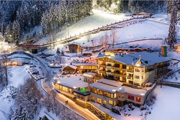 Wellnesshotel: Ski in Ski out - direkt an der Talabfahrt - Alpin Family Resort Seetal****s