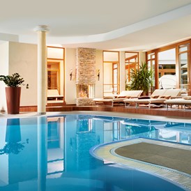 Wellnesshotel: Hallenbad - Alpine Hotel Resort Goies