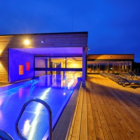 Wellnesshotel: Infinity Pool - sonnenhotel WEINGUT RÖMMERT