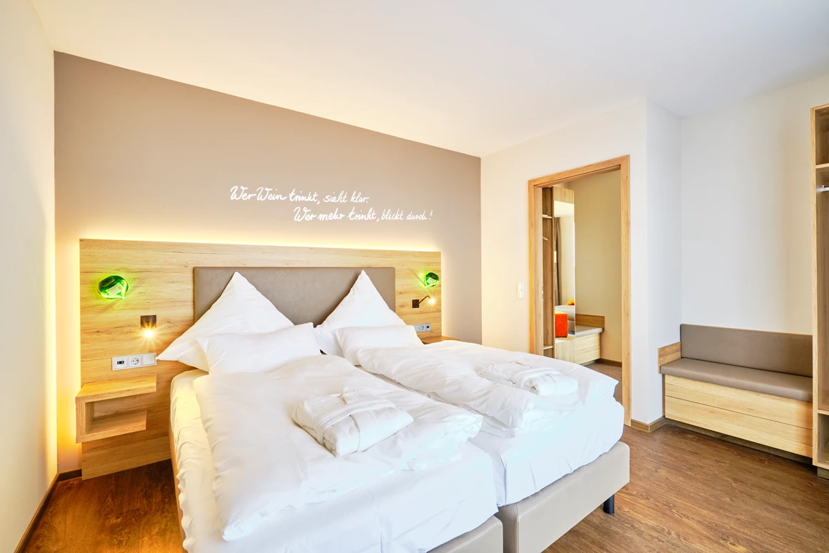 Wellnesshotel: Zimmerbeispiel - sonnenhotel WEINGUT RÖMMERT