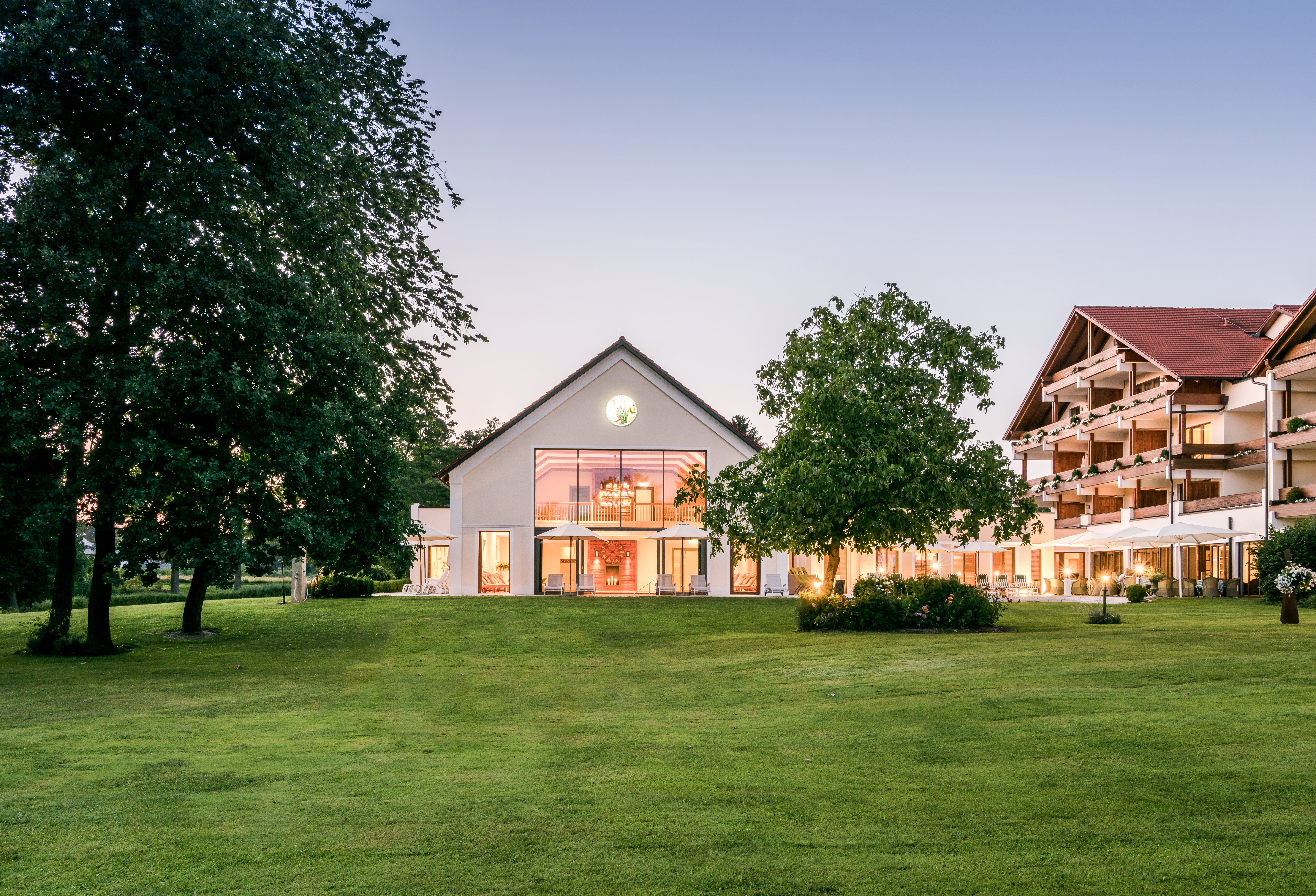 Wellnessurlaub - Bettgrößen: Doppelbett - Deutschland - Außenansicht - Der Eisvogel - Wellness- & Genusshotel