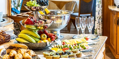 Wellnessurlaub - Hot Stone - Weisweil - Frühstück - Hotel Käppelehof