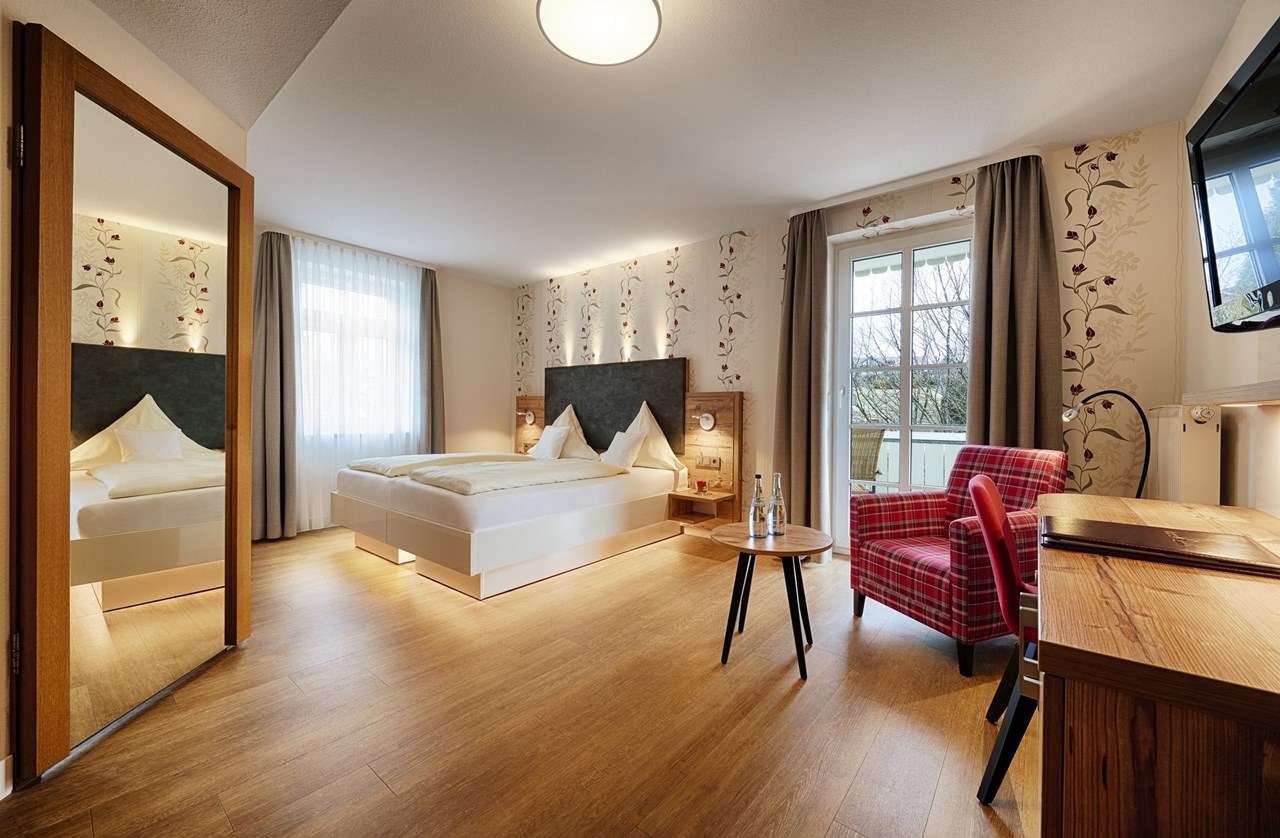 Hotel Kronelamm im Schwarzwald Zimmerkategorien Doppelzimmer Marktbrunnen im Gästehaus