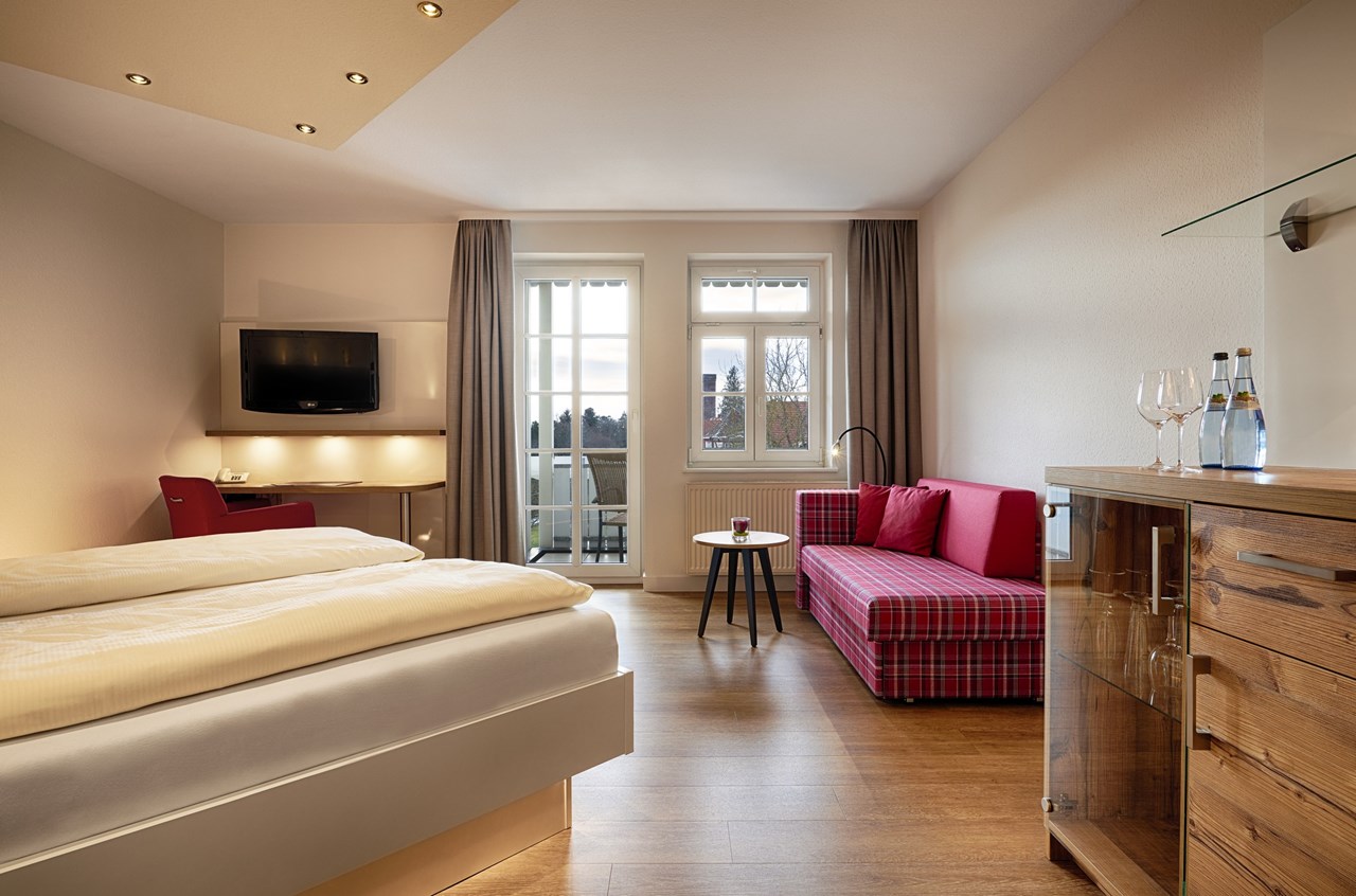 Hotel Kronelamm im Schwarzwald Zimmerkategorien Doppelzimmer Burgblick "superior" im Gästehaus