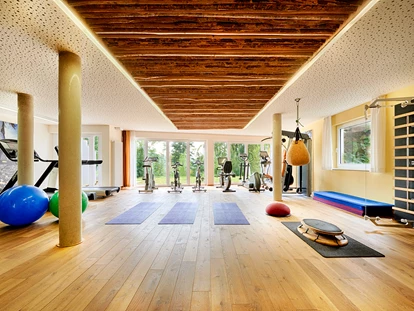 Wellnessurlaub - Zumba - Empfingen - Fitnessraum - Hotel Kronelamm im Schwarzwald
