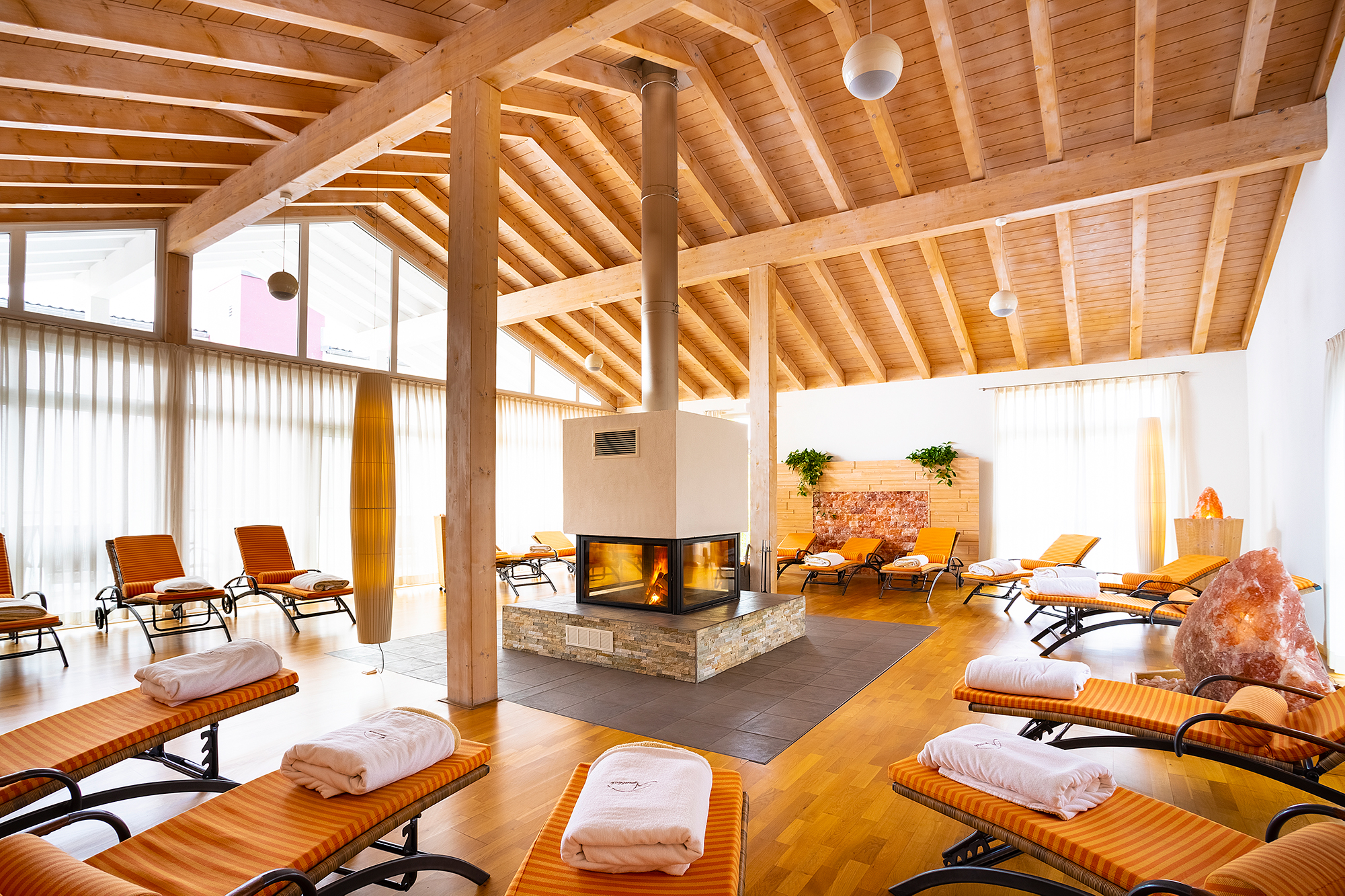 Bio- und Wellnesshotel Alpenblick Saunen und Bäder im Detail Ruheraum