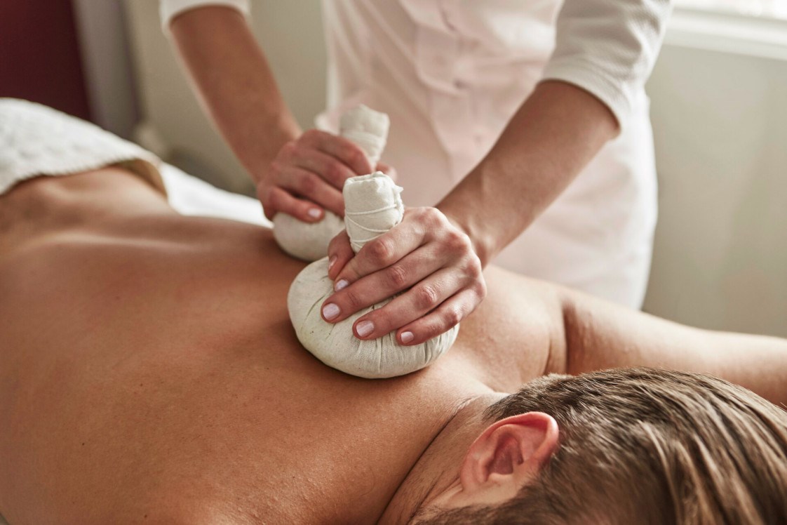 Der Öschberghof Massagen im Detail Individuelle Wohlfühlmassage