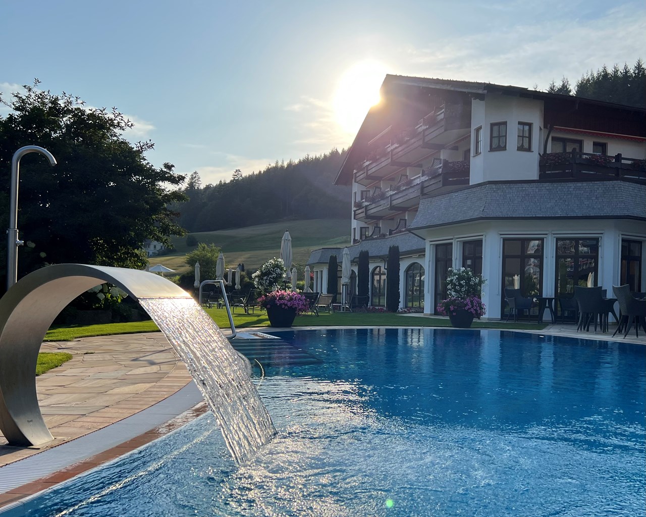 Hotel Engel Obertal - Wellness und Genuss Resort Saunen und Bäder im Detail Salzwasserpool