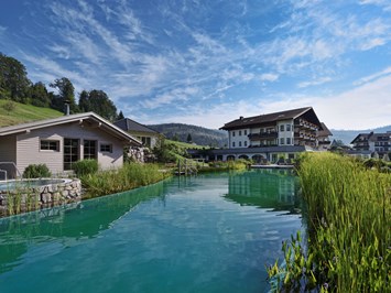 Hotel Engel Obertal - Wellness und Genuss Resort Saunen und Bäder im Detail Naturbadesee