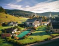 Wellnesshotel: Drohnenaufnahme der Hotelanlage - Hotel Engel Obertal - Wellness und Genuss Resort