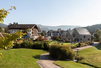 Wellnesshotel: Außenansicht - Hotel Engel Obertal - Wellness und Genuss Resort