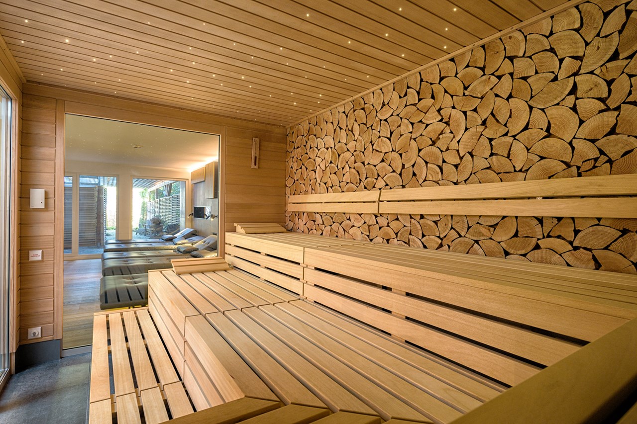 Erfurth´s Bergfried Ferien & Wellnesshotel Saunen und Bäder im Detail Kräuter-Sanarium 65°C