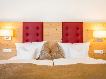 Wellnessurlaub - Hot Stone - Weisweil - Adlerhorst Junior Suite - Naturparkhotel Adler