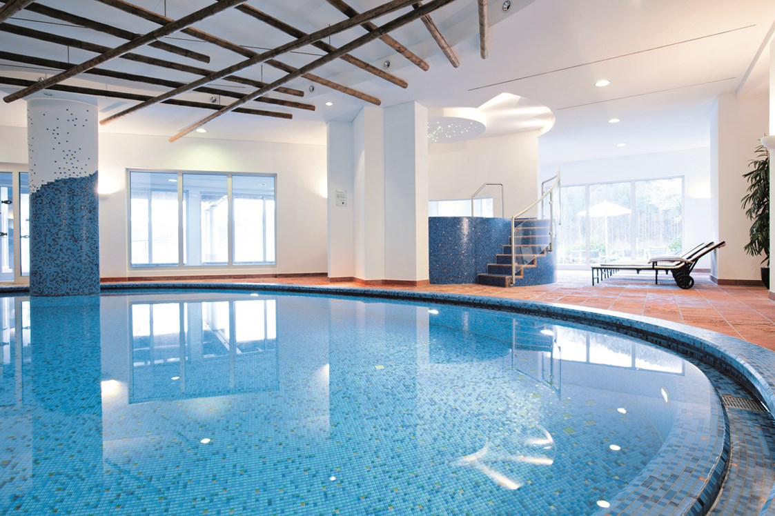 Wellnesshotel: Pool Area  - Traube Tonbach