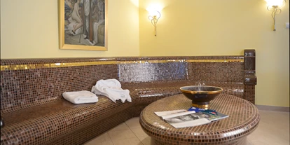 Wellnessurlaub - Hotel-Schwerpunkt: Wellness & Beauty - Hildrizhausen - Wärmeliegen - Wellnesshotel Palmenwald