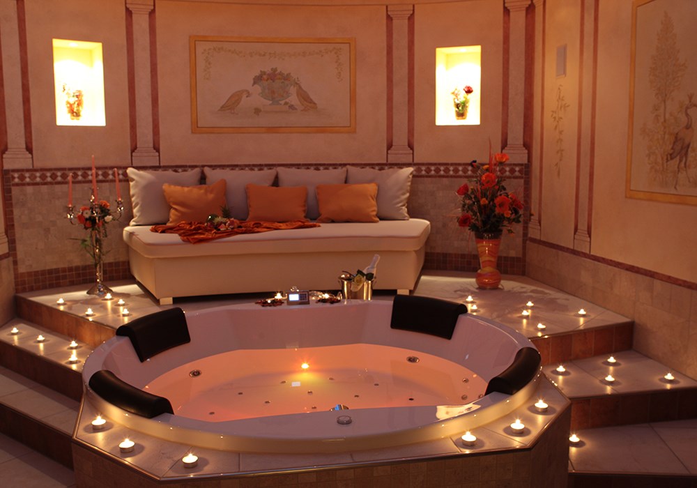 The Lakeside Burghotel zu Strausberg Saunen und Bäder im Detail Anwendung: Bad der Sinne