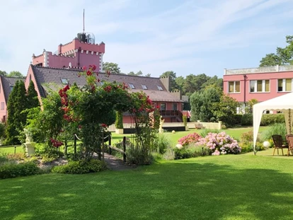 Wellnessurlaub - Hotel-Schwerpunkt: Wellness & Kulinarik - Zechin - Hochzeitswiese - The Lakeside Burghotel zu Strausberg