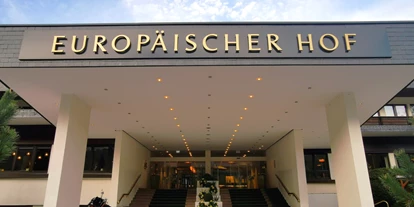 Wellnessurlaub - Day SPA - Altenmarkt im Pongau - Hoteleingang - EUROPÄISCHER HOF Bad Gastein