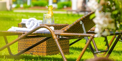 Wellnessurlaub - Day SPA - Altenmarkt im Pongau - Entspannen auf unserer Liegewiese - EUROPÄISCHER HOF Bad Gastein