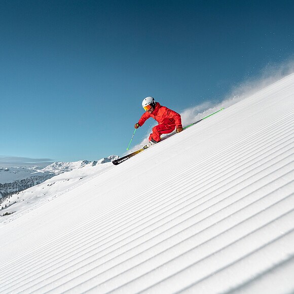 ALL INCLUSIVE Hotel DIE SONNE****s Fitnessangebote im Detail Ski fahren