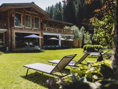 Wellnessurlaub - Babysitterservice - Liegen zum Entspannen - ALL INCLUSIVE Hotel DIE SONNE****s