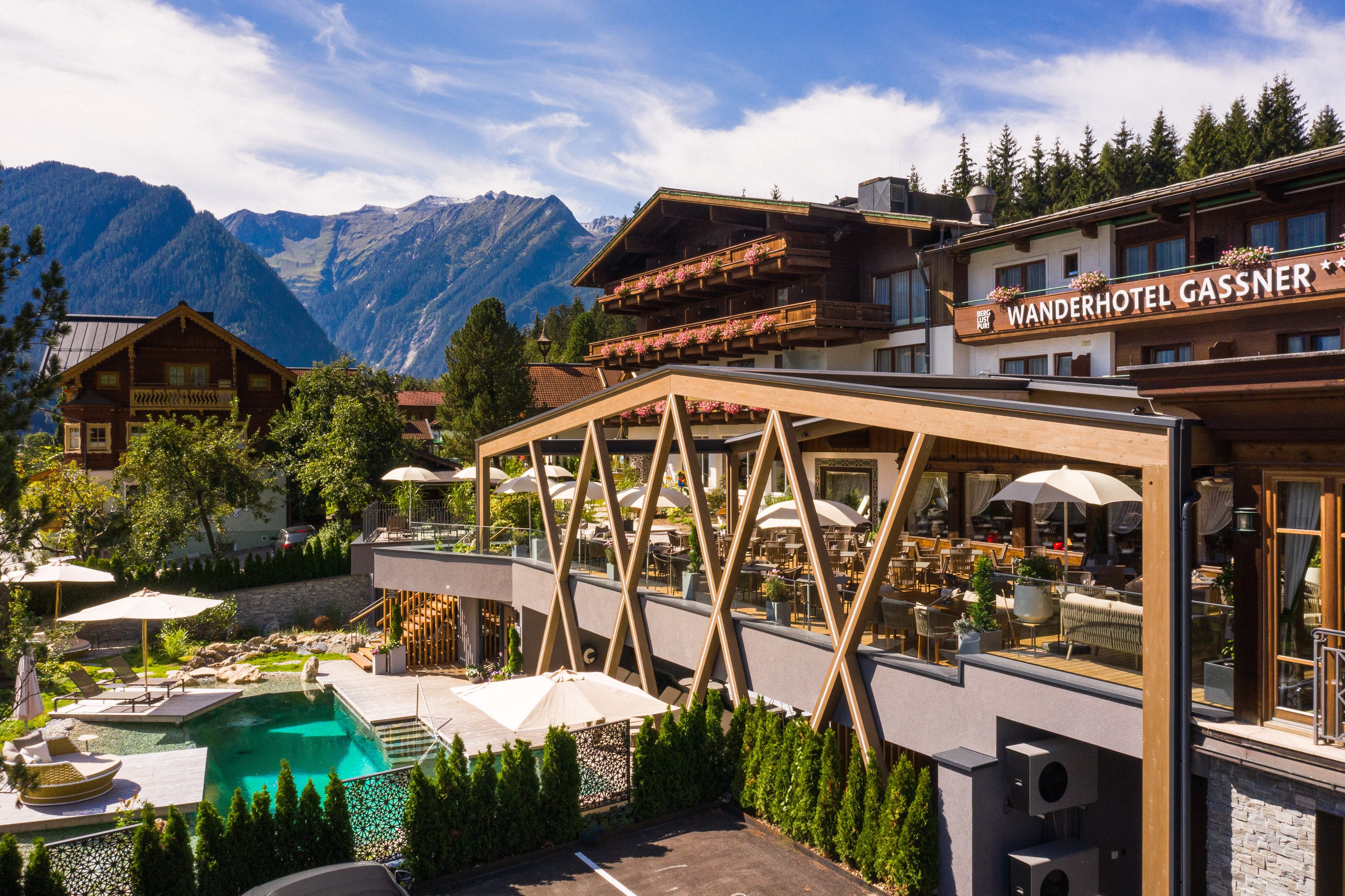 Wellnesshotel: Wander- und Wellnesshotel Gassner 4* Superior im Sommer mit Bergpanorama - Hotel Gassner****Superior