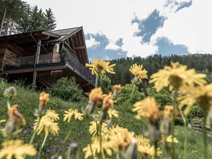 Wellnessurlaub - Maurach - Die Gassner Baumhaus.Lodge - 147 exklusive Quadratmeter zum Kuscheln und Nesteln  - Hotel Gassner****Superior