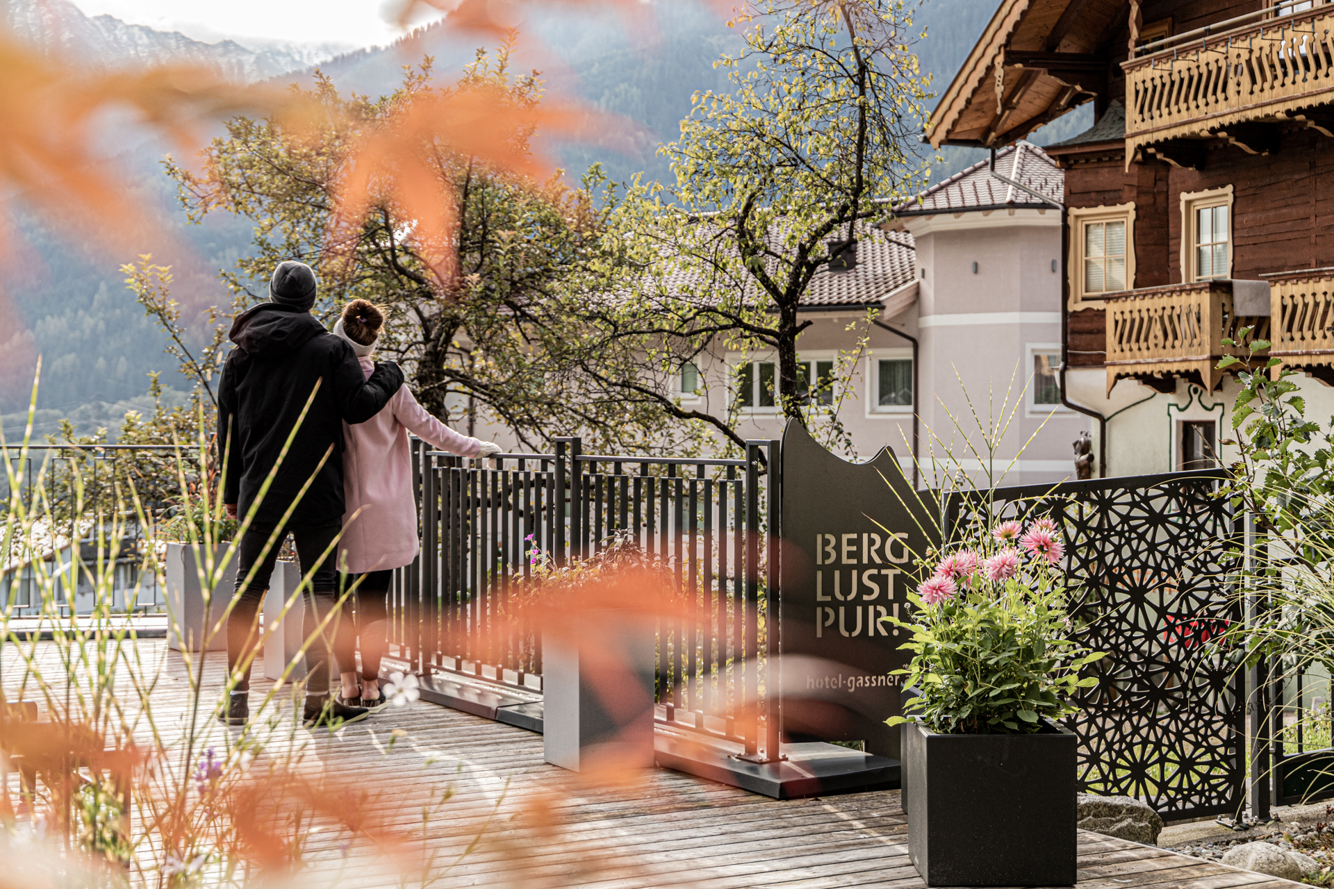 Wellnesshotel: Hotelterrasse im Herbst - Hotel Gassner****Superior