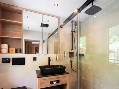 Wellnessurlaub - Maurach - Badezimmer - Beispielbild im Wander- und Wellnesshotel Gassner 4* Superior   - Hotel Gassner****Superior