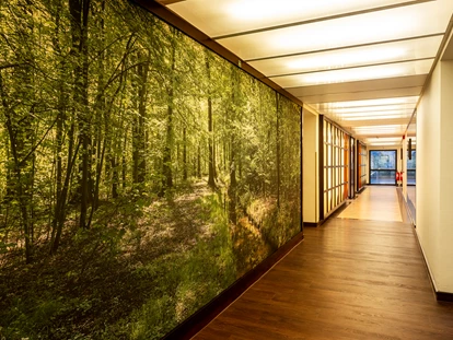 Wellnessurlaub - Bettgrößen: Twin Bett - WaldSpa - Flur - Hotel Munte am Stadtwald - MUNTE - Wellnesshotel am Stadtwald