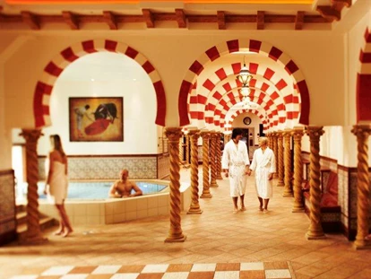 Wellnessurlaub - Whirlpool - Bad Kissingen - Sieben Welten Hotel & Spa Resort