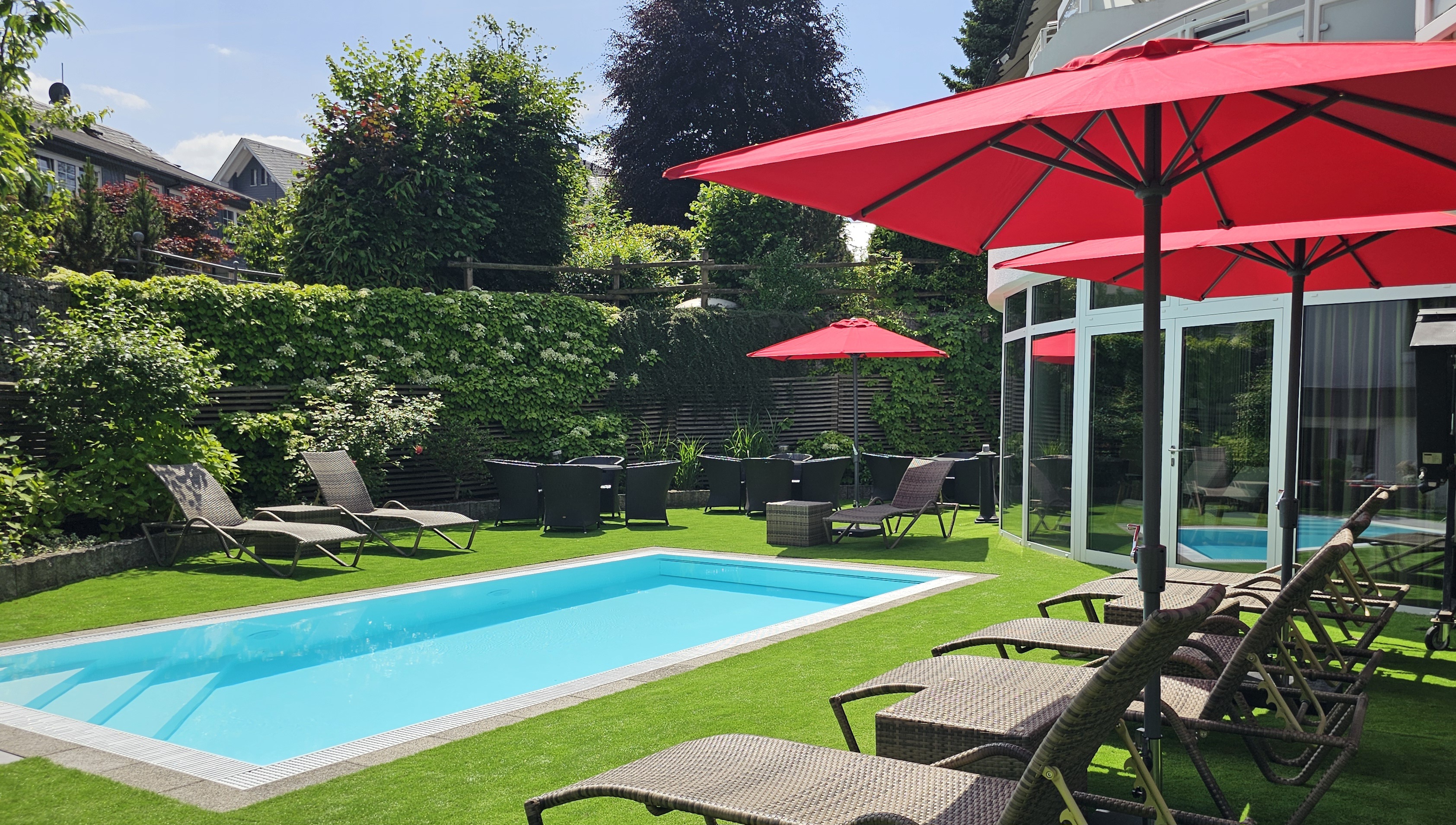 Wellnessurlaub - Hessen - neuer Außenpool 2025 - Göbel´s Landhotel