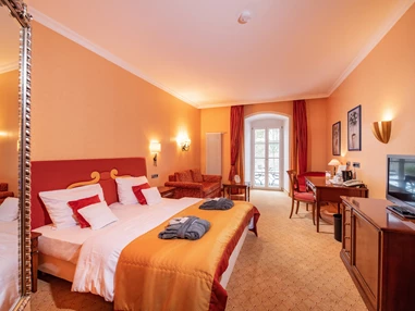 Wellnesshotel: Zimmerbeispiel Deluxe-Doppelzimmer Schlosspark Villa - Göbel´s Schlosshotel " Prinz von Hessen "