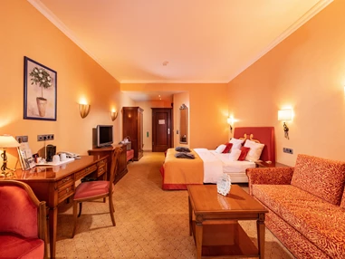 Wellnesshotel: Zimmerbeispiel Komfort-Doppelzimmer Schlosspark Villa - Göbel´s Schlosshotel " Prinz von Hessen "