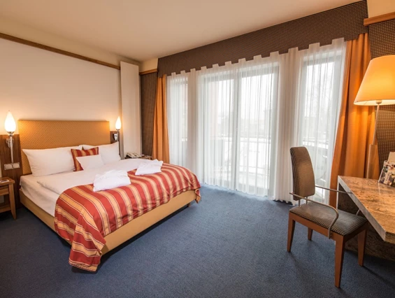 Wellnesshotel: Zimmerbeispiel Junior-Doppelzimmer - Göbel´s Schlosshotel " Prinz von Hessen "