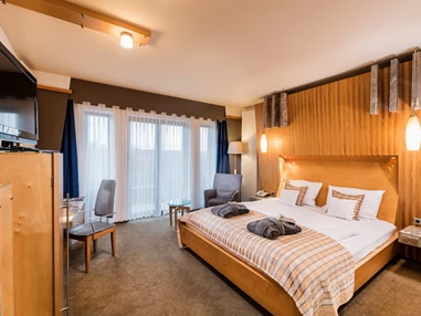 Wellnesshotel: Zimmerbeispiel Komfort-Doppelzimmer - Göbel´s Schlosshotel " Prinz von Hessen "