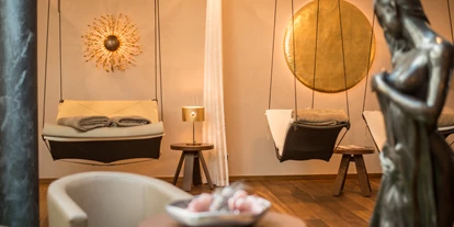 Wellnessurlaub - Whirlpool - Hessen - Ruhebereich Wellness - Göbel´s Schlosshotel " Prinz von Hessen "